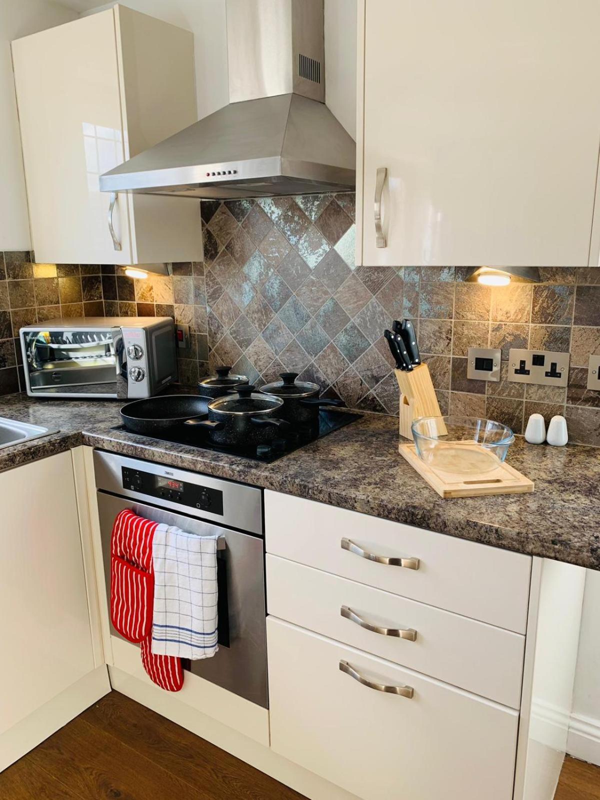 3Br House Ossett-Wakefield, Free Parking 3 Cars Wi Fi Long Stays Exteriér fotografie