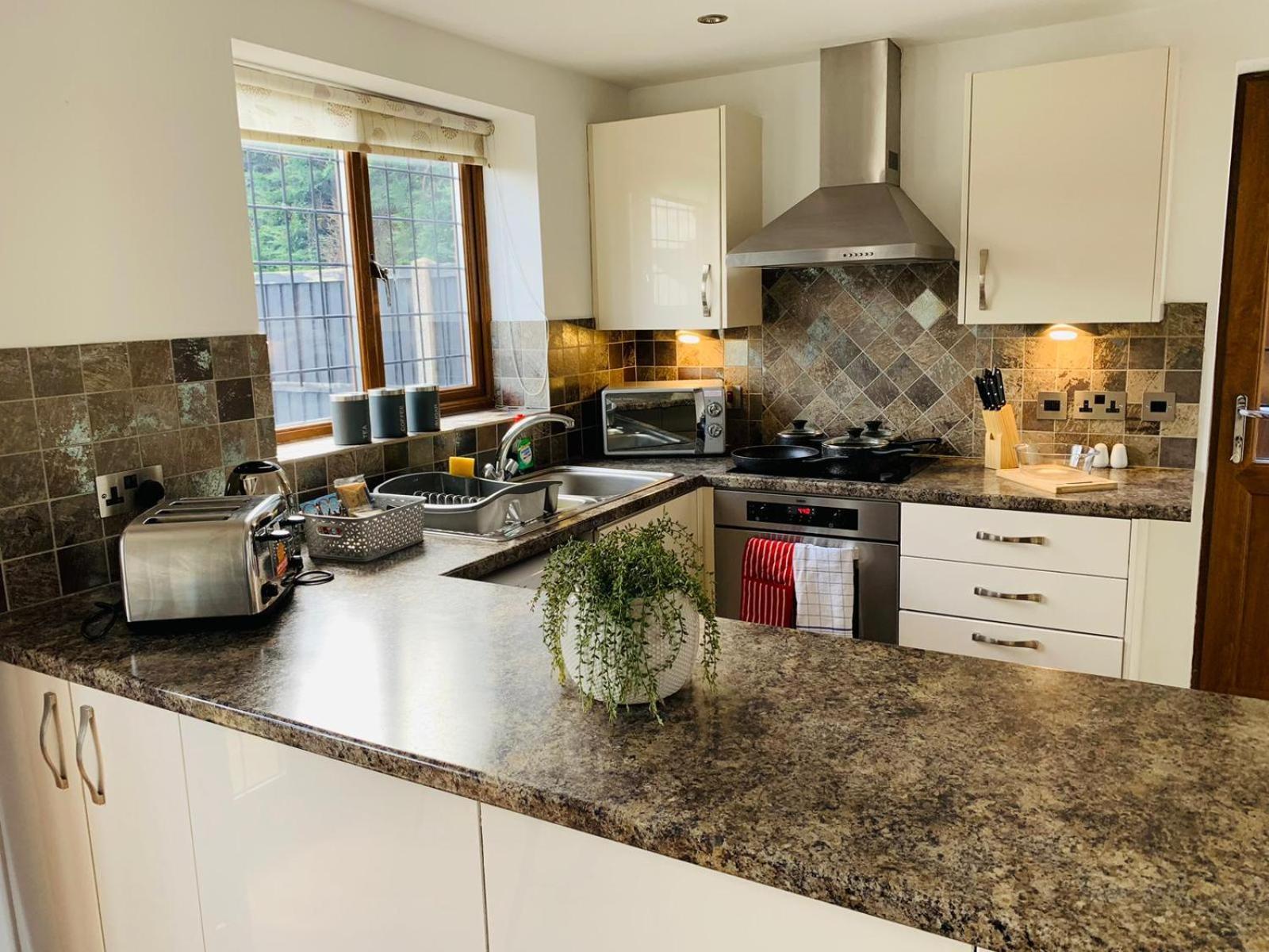 3Br House Ossett-Wakefield, Free Parking 3 Cars Wi Fi Long Stays Exteriér fotografie