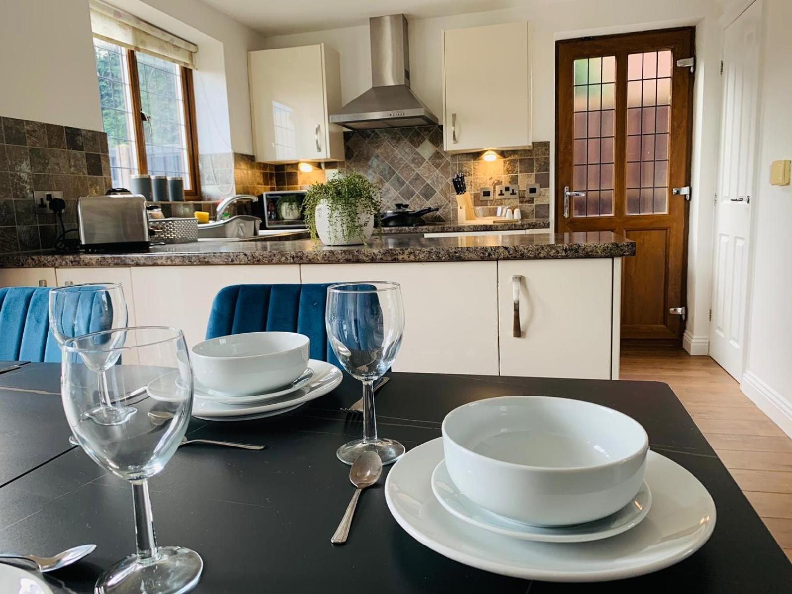 3Br House Ossett-Wakefield, Free Parking 3 Cars Wi Fi Long Stays Exteriér fotografie